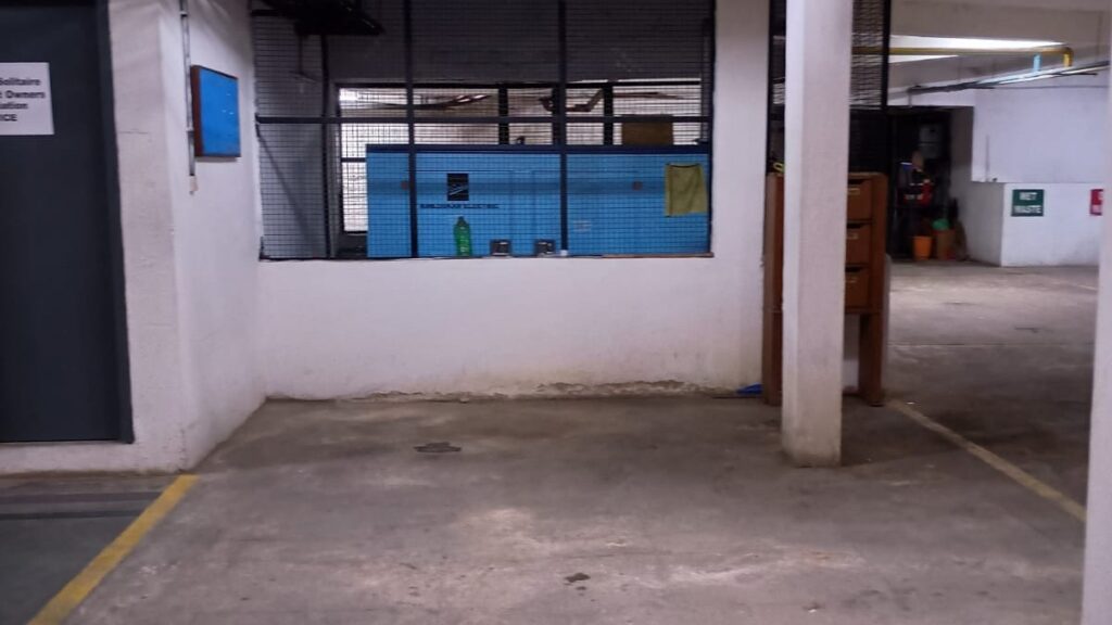 east-facing-4bhk-8